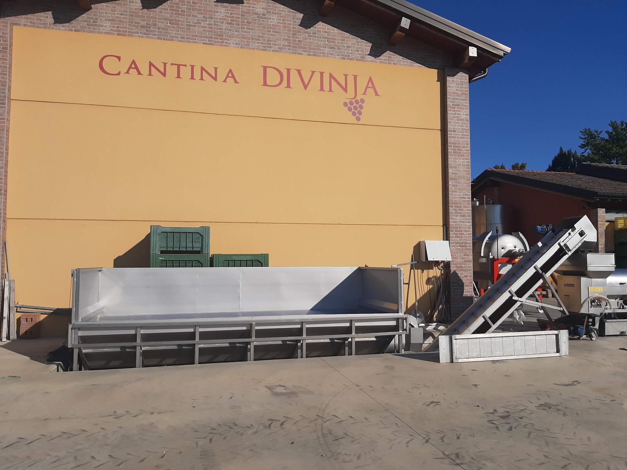 cantina divinja esterno